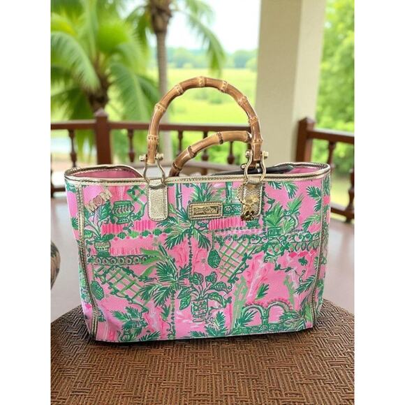 Lilly Pulitzer NWT Greydon Canvas Always Worth It Tote in Mandevilla Baby - Picture 1 of 10